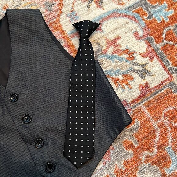 Toddler Vest and Clip on Tie - Picture 2 of 7